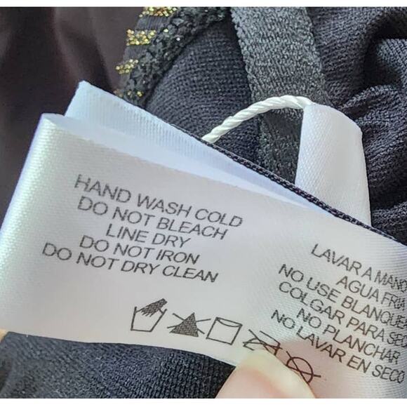 Ingear Black & Gold Metallic Striped Bikini Set – XL - Picture 7 of 8